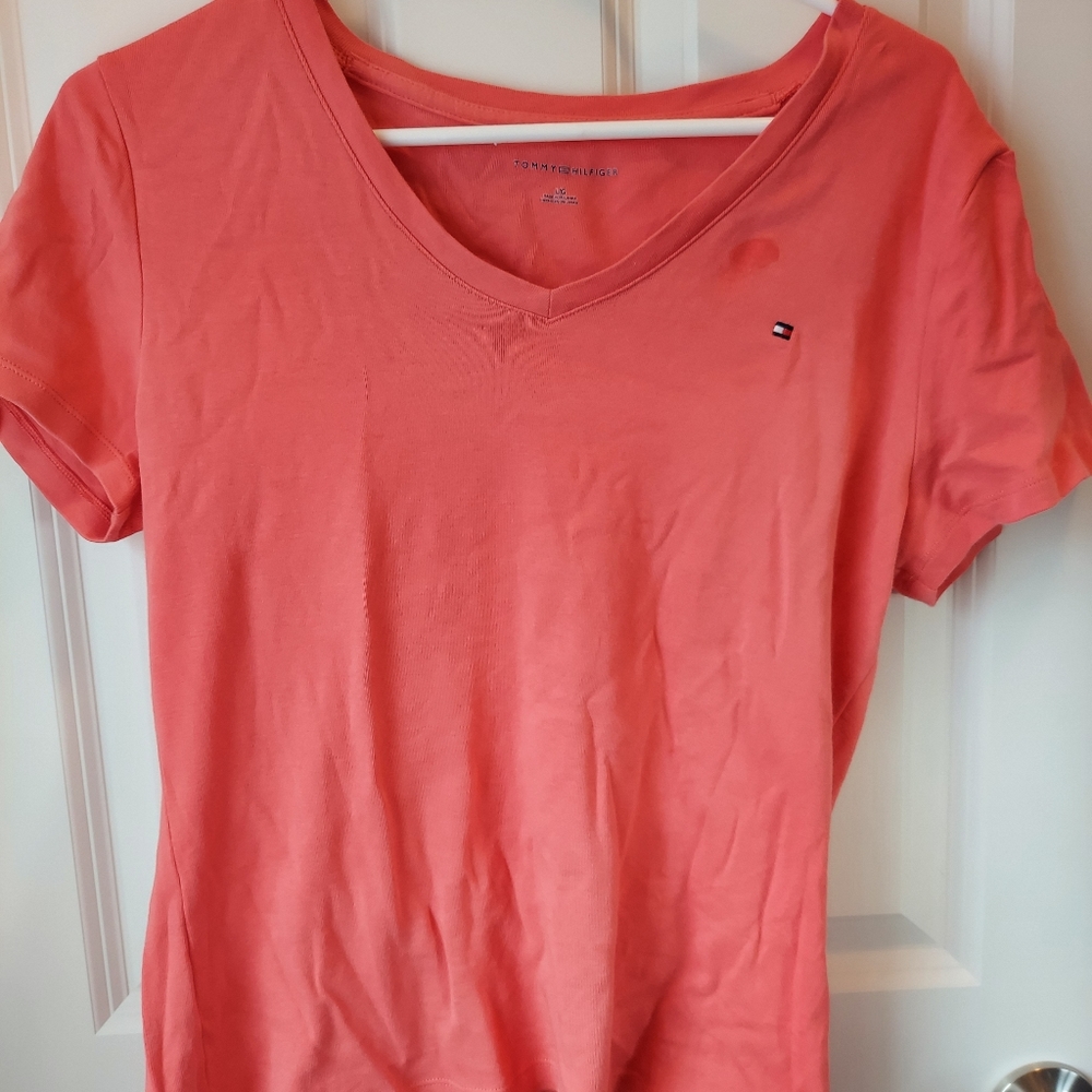 2 shirt Tommy Hilfiger bundle